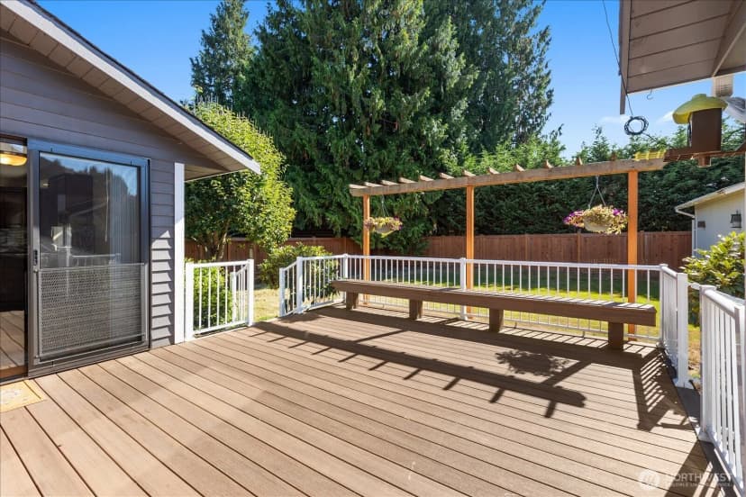 Property photo for 722 89th Street Se, Everett photo 25