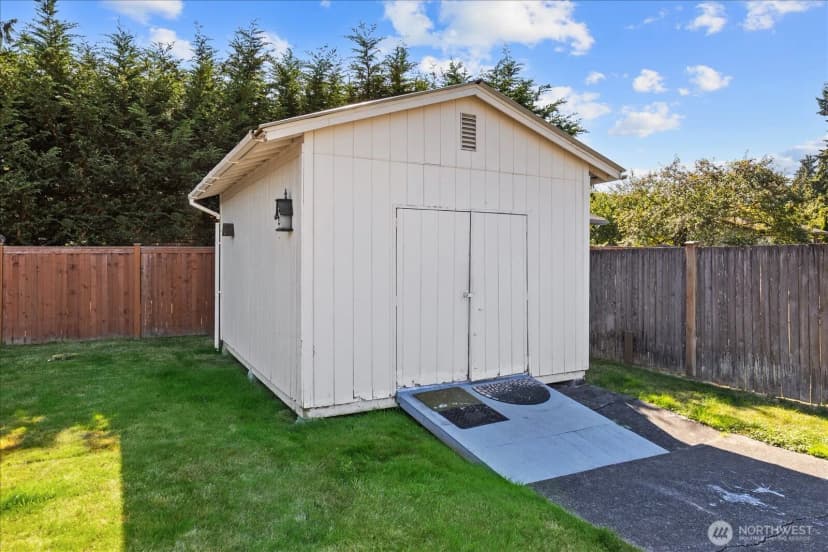 Property photo for 722 89th Street Se, Everett photo 32
