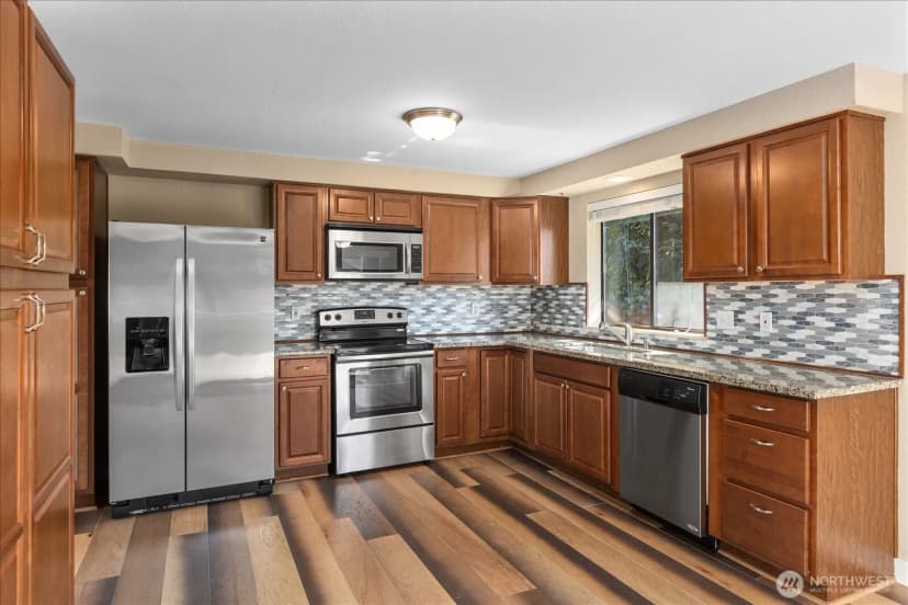 Property photo for 722 89th Street Se, Everett photo 11
