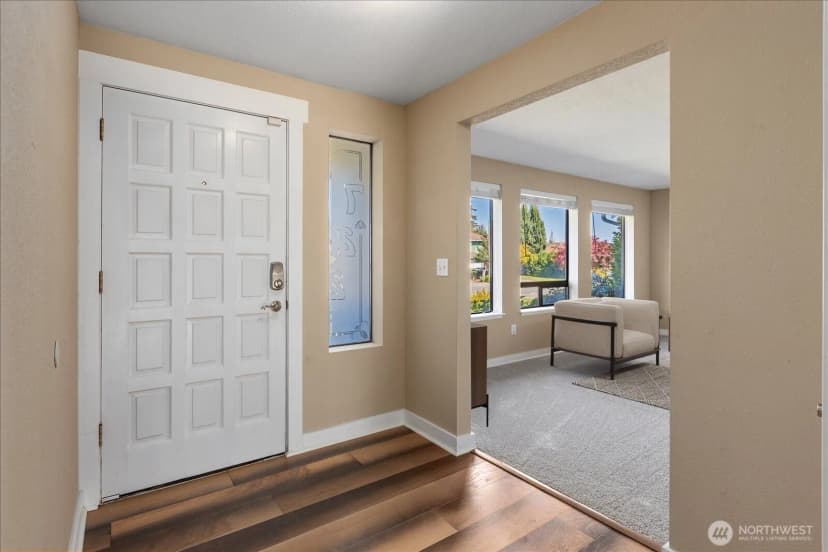 Property photo for 722 89th Street Se, Everett photo 5