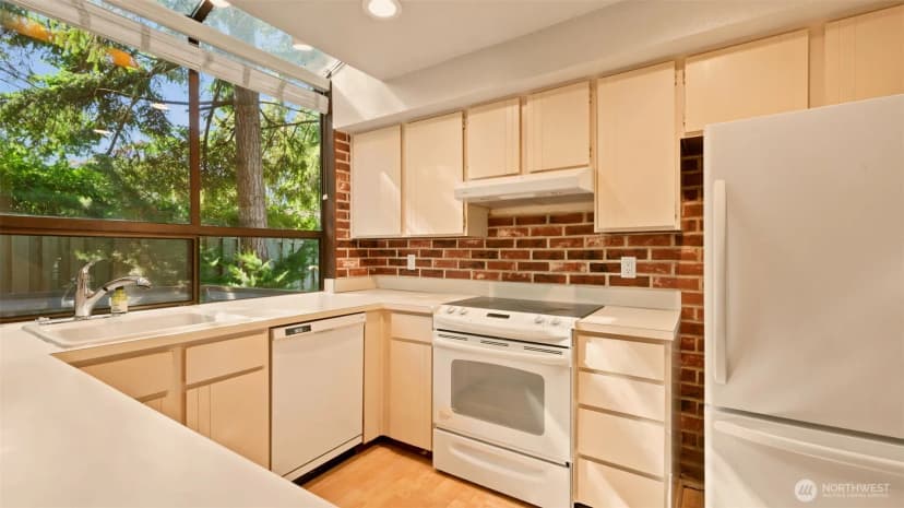 Property photo for 1850 Grant Avenue S #d5, Renton photo 11