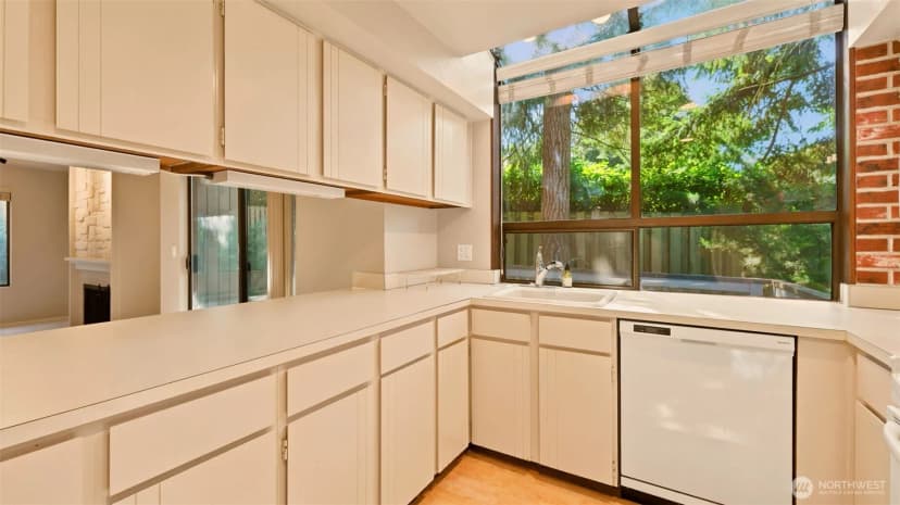 Property photo for 1850 Grant Avenue S #d5, Renton photo 10