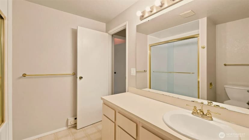 Property photo for 1850 Grant Avenue S #d5, Renton photo 18