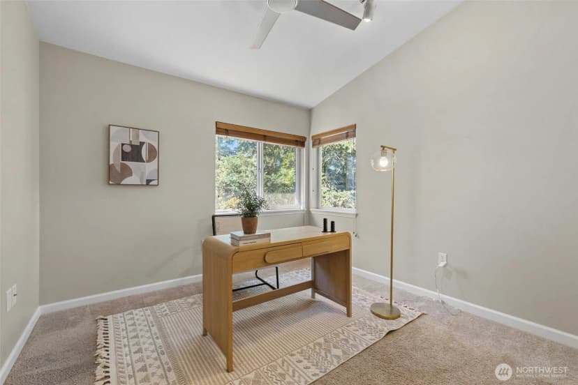 Property photo for 12438 Ne 7th Place, Bellevue photo 22