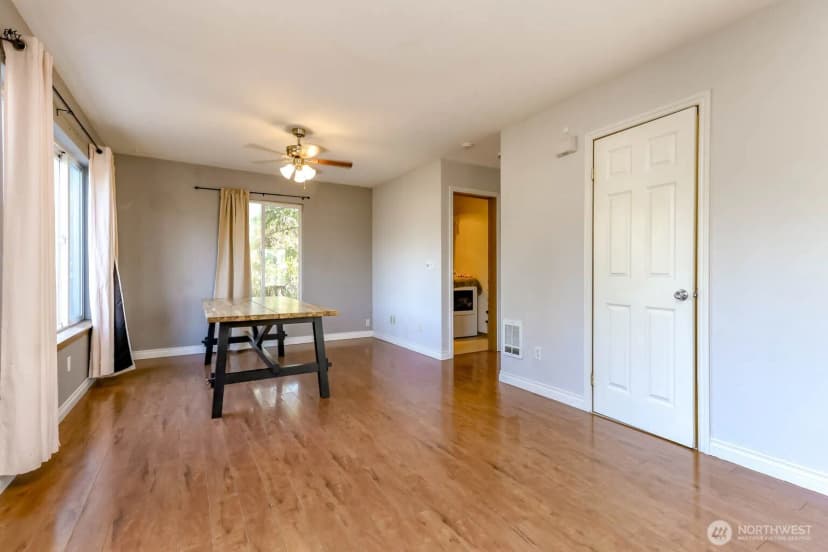 Property photo for 12211 2nd Avenue Ct E, Tacoma photo 9