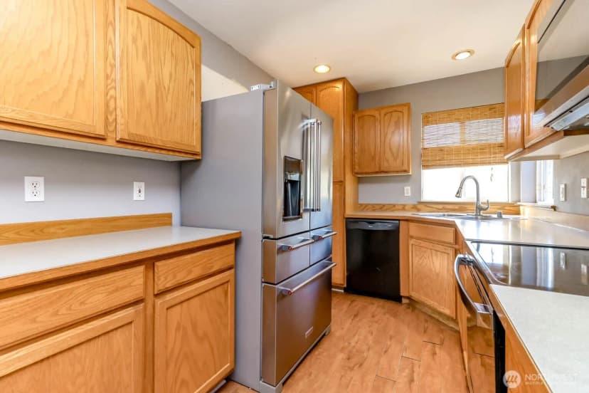 Property photo for 12211 2nd Avenue Ct E, Tacoma photo 13