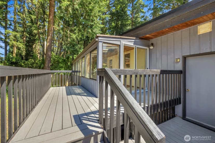 Property photo for 12521 2nd Avenue Ne, Seattle photo 32