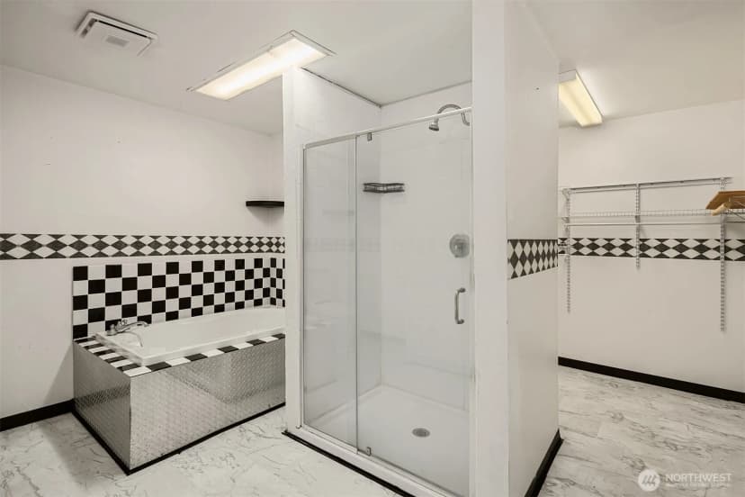 Property photo for 18333 Burn Road, Arlington photo 19