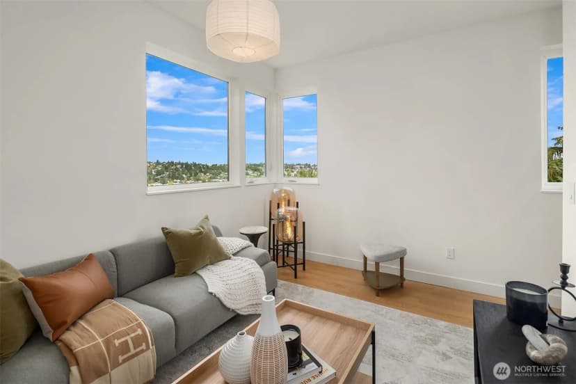 Property photo for 530 W Barrett Street, Seattle photo 9