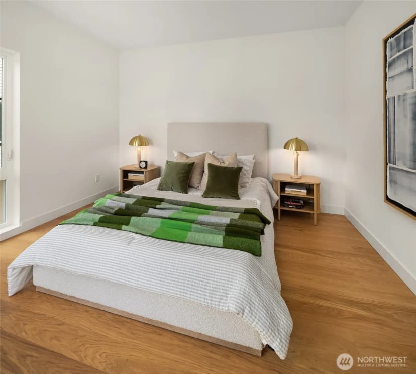 Property photo for 530 W Barrett Street, Seattle photo 13