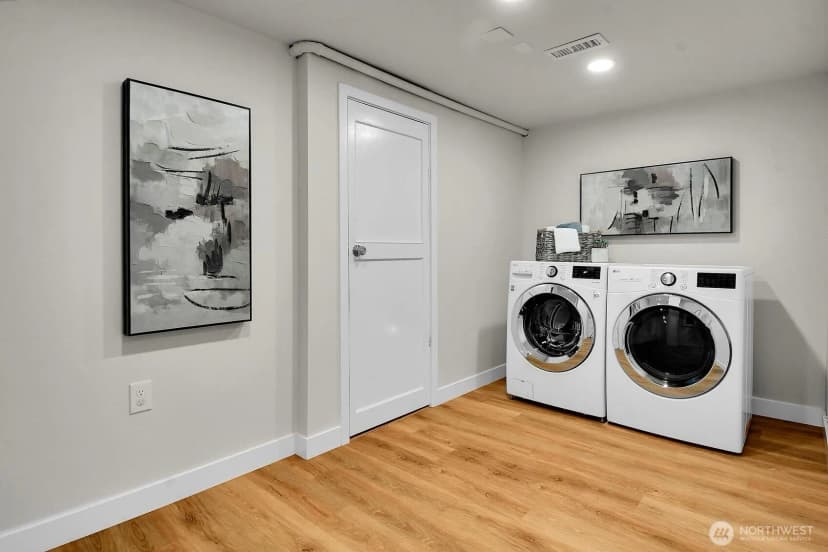 Property photo for 4201 51st Avenue S, Seattle photo 23