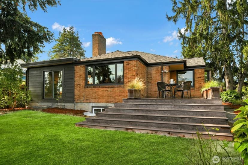 Property photo for 4201 51st Avenue S, Seattle photo 25