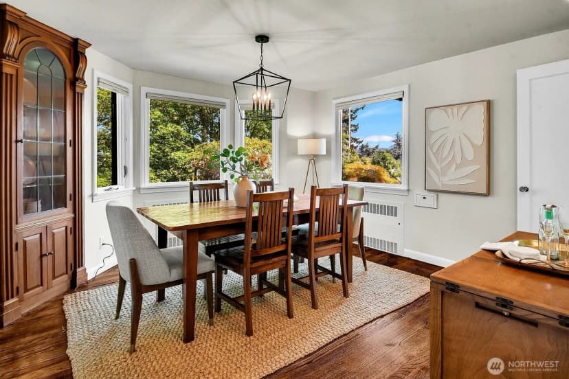Property photo for 4201 51st Avenue S, Seattle photo 10