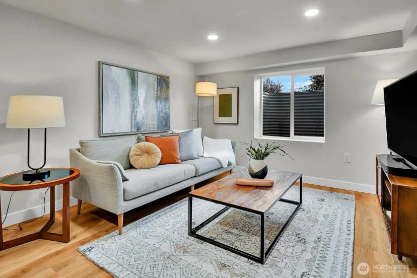 Property photo for 4201 51st Avenue S, Seattle photo 20