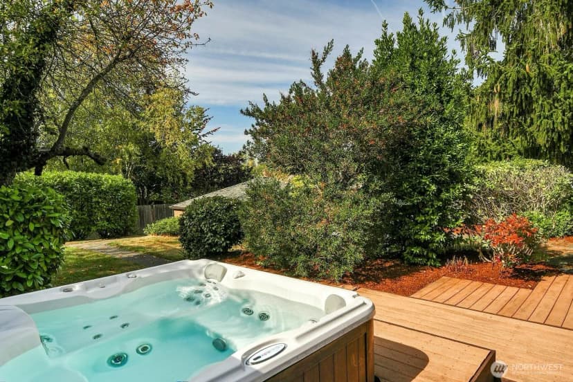Property photo for 4201 51st Avenue S, Seattle photo 13