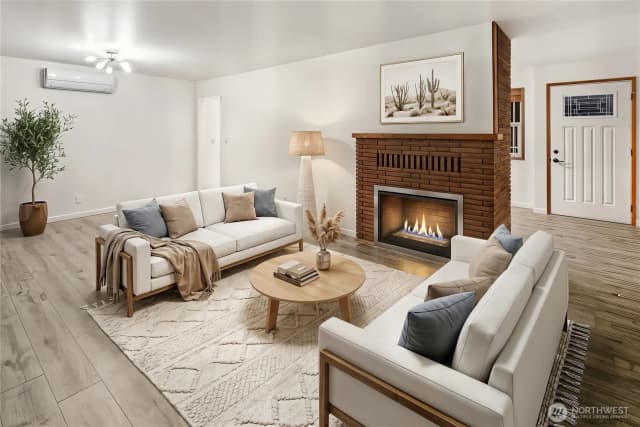 Property photo for 2716 5th Street, Everett photo 4