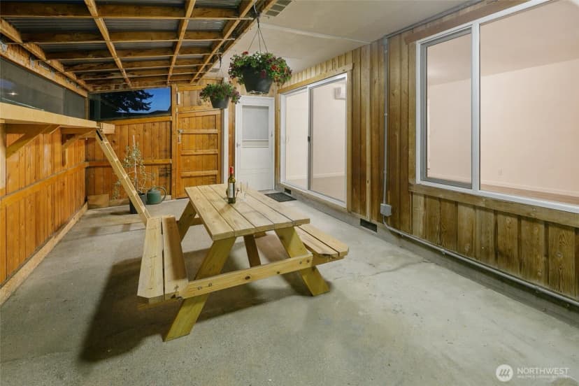 Property photo for 2716 5th Street, Everett photo 17