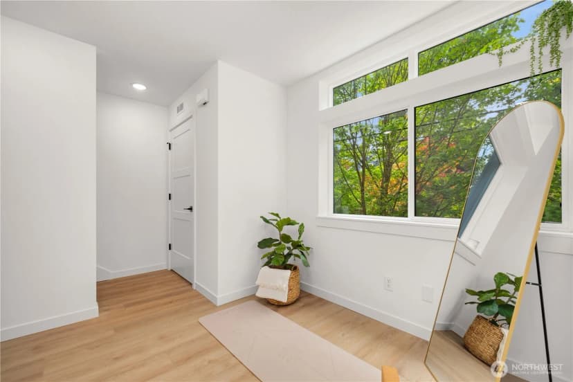 Property photo for 6540 B Latona Avenue Ne, Seattle photo 15