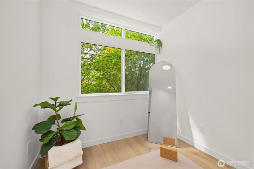 Property photo for 6540 B Latona Avenue Ne, Seattle photo 16