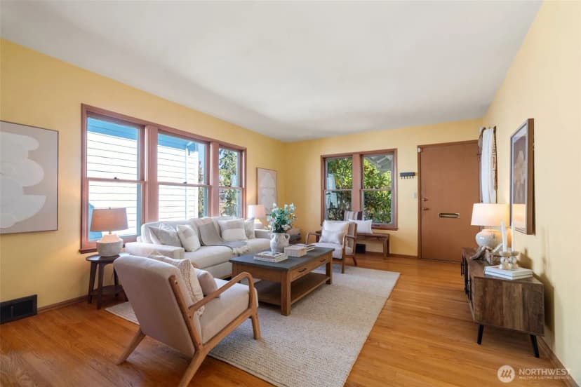 Property photo for 5021 36th Avenue Sw, Seattle photo 6