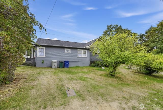 Property photo for 1503 Davis Avenue S, Renton photo 4