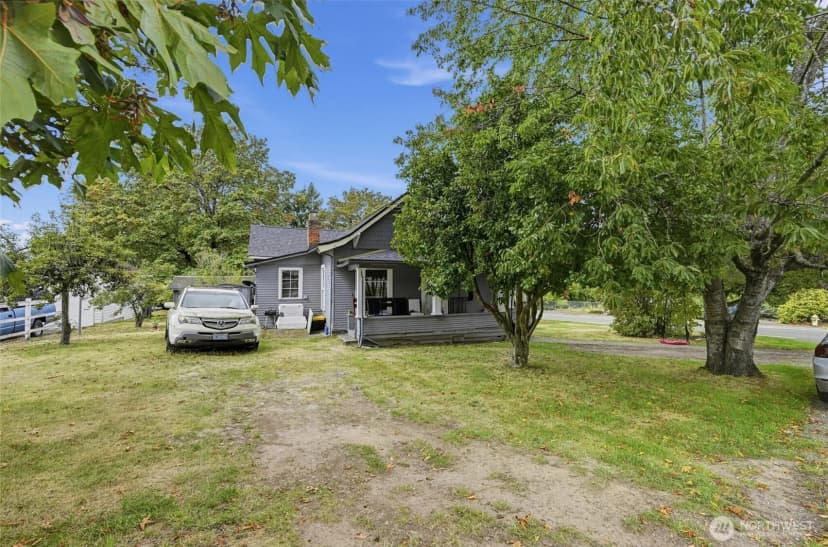 Property photo for 1503 Davis Avenue S, Renton photo 2