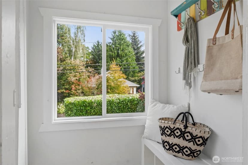 Property photo for 1423 33rd Avenue, Seattle photo 8