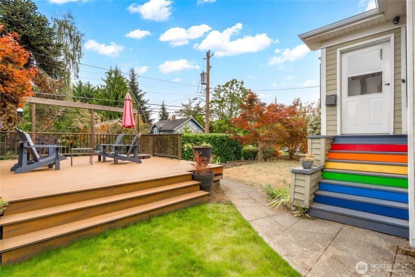Property photo for 1423 33rd Avenue, Seattle photo 4
