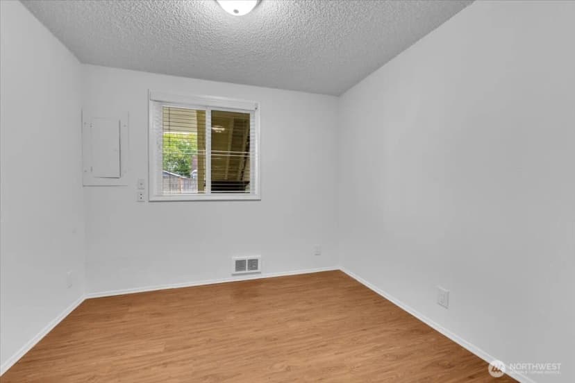 Property photo for 217 N French Avenue, Arlington photo 23