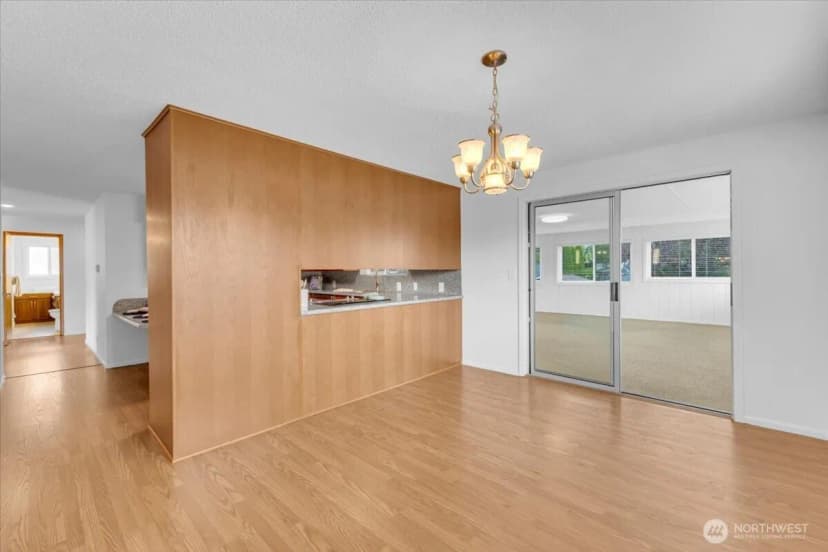 Property photo for 217 N French Avenue, Arlington photo 8