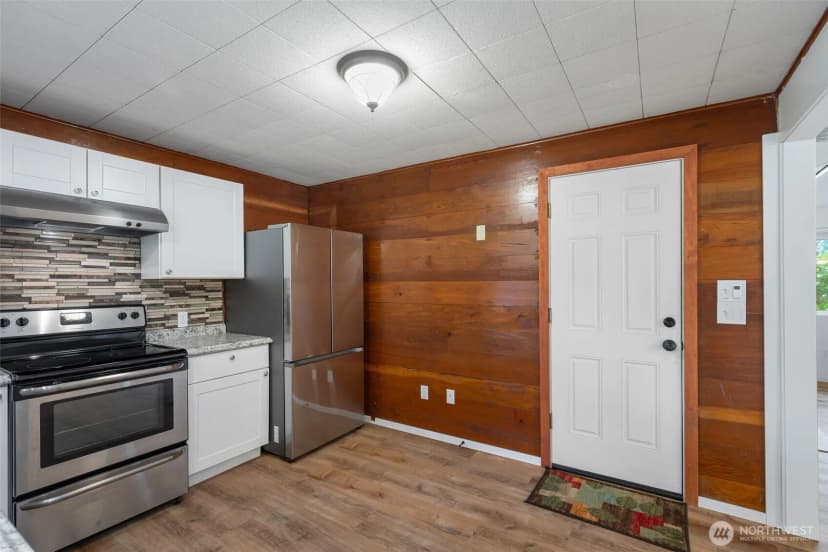 Property photo for 16458 Ne 17th Place, Bellevue photo 17