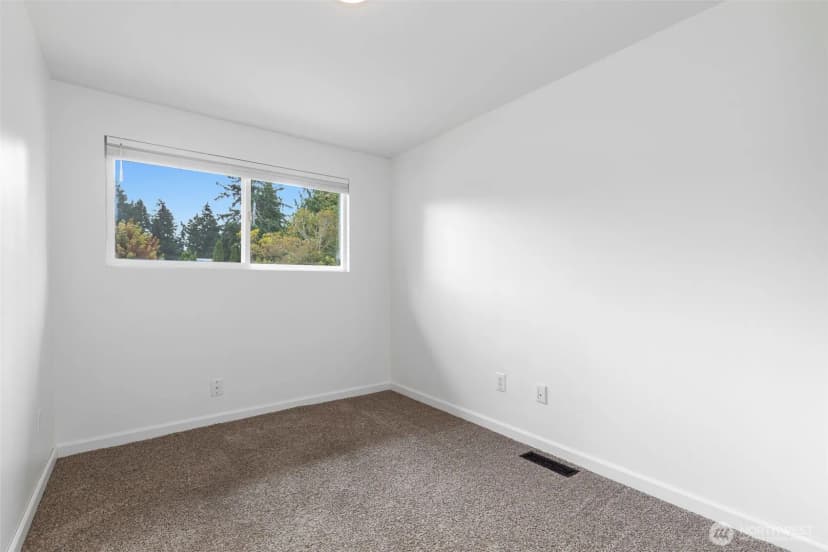 Property photo for 16458 Ne 17th Place, Bellevue photo 19