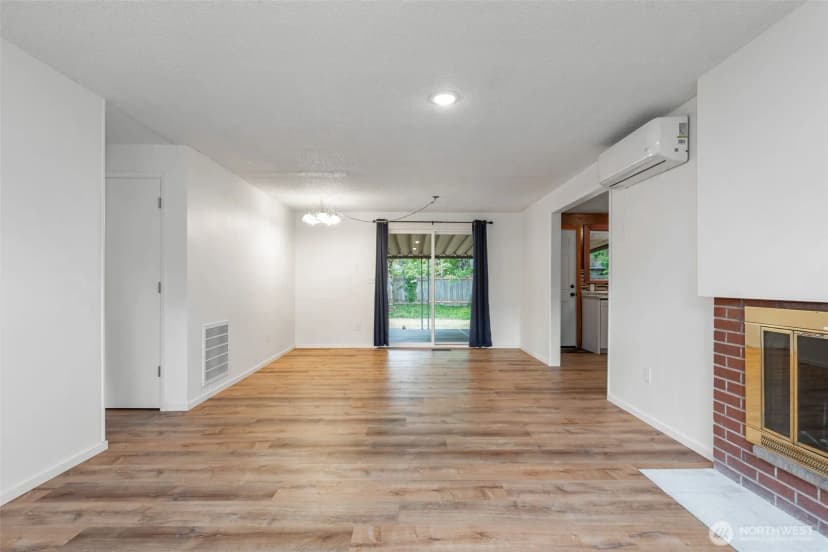 Property photo for 16458 Ne 17th Place, Bellevue photo 10