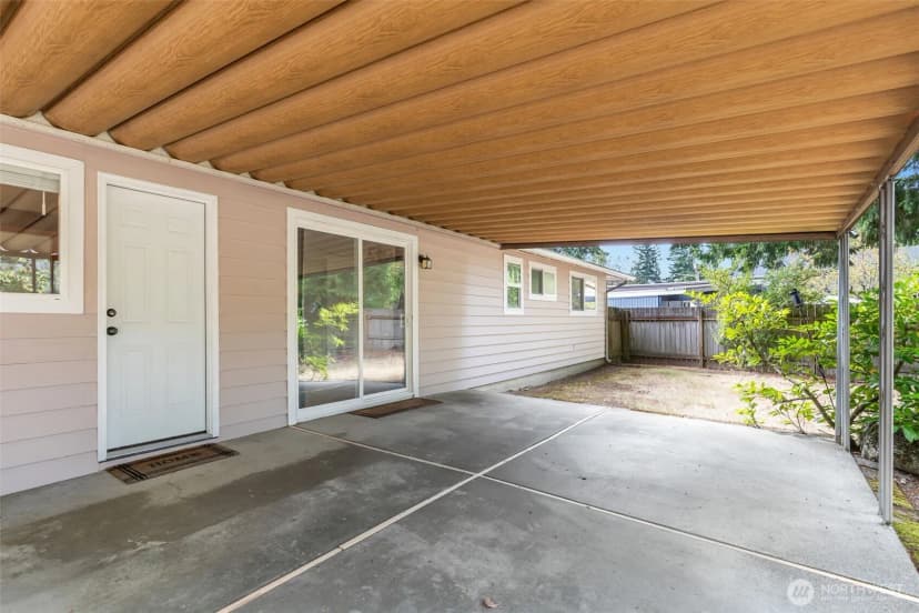 Property photo for 16458 Ne 17th Place, Bellevue photo 36