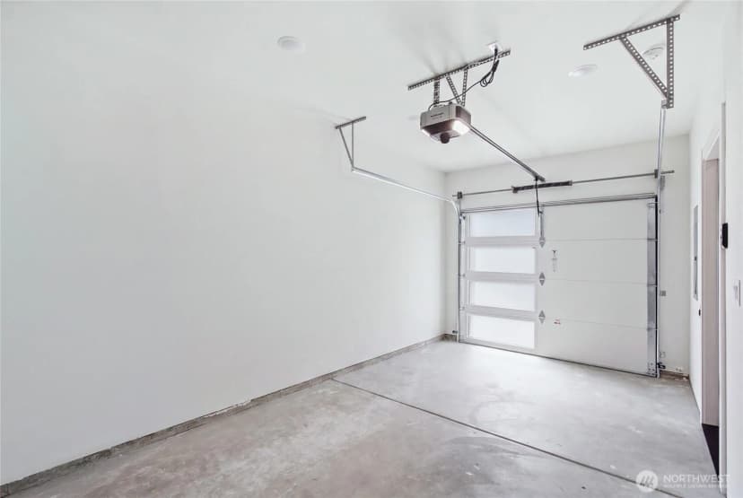 Property photo for 5718 Ne 65th Street, Seattle photo 22