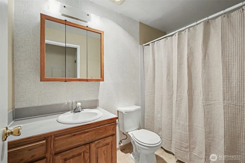 Property photo for 17431 Ambaum Blvd S ##d15, Burien photo 6