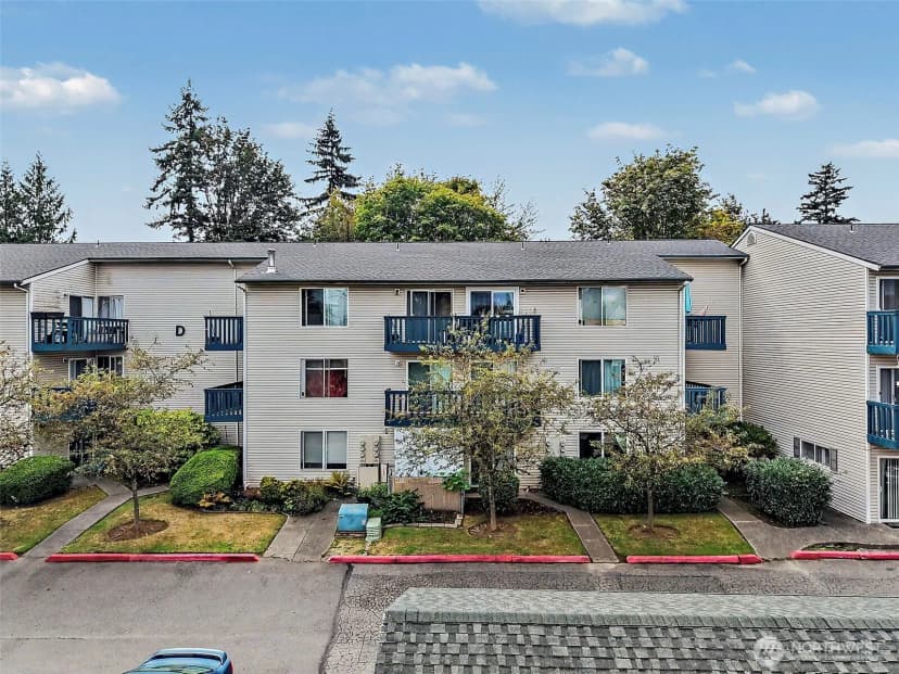 Property photo for 17431 Ambaum Blvd S ##d15, Burien photo 28
