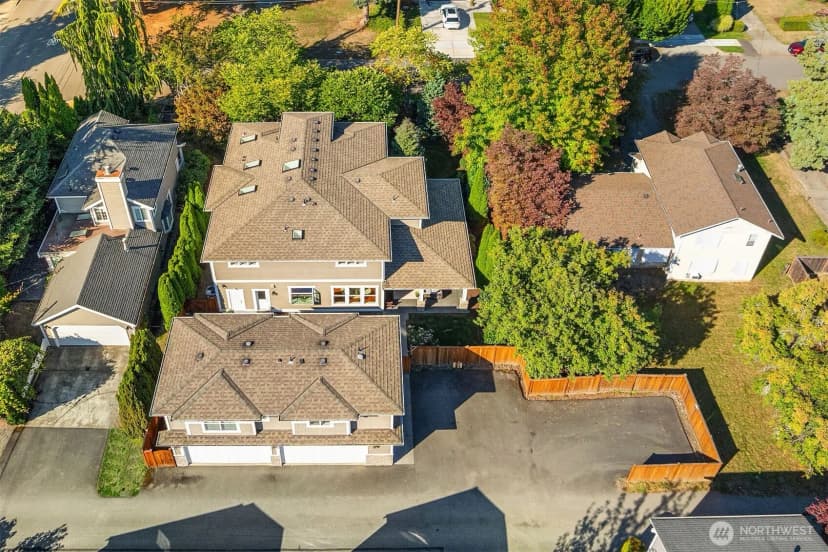 Property photo for 605 11th Avenue, Kirkland photo 38