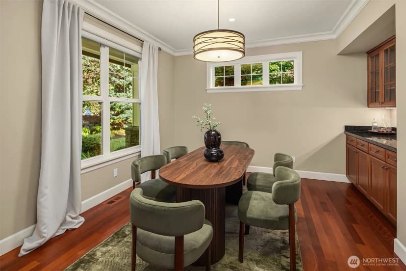 Property photo for 605 11th Avenue, Kirkland photo 5
