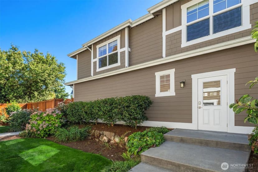 Property photo for 605 11th Avenue, Kirkland photo 33