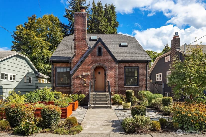 Property photo for 3606 42nd Avenue Sw, Seattle