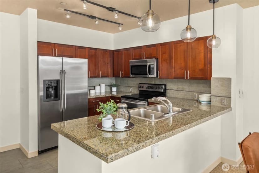 Property photo for 5440 Leary Avenue Nw #331, Seattle photo 10