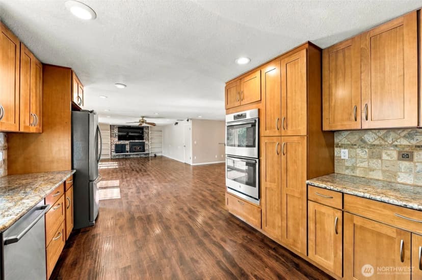 Property photo for 9422 144th Street E, Puyallup photo 13