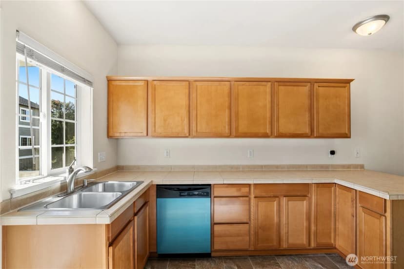 Property photo for 5205 Solberg Drive Sw #a, Lakewood photo 11