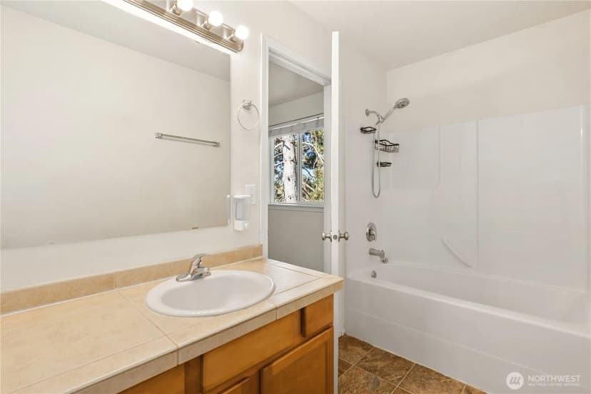 Property photo for 5205 Solberg Drive Sw #a, Lakewood photo 23