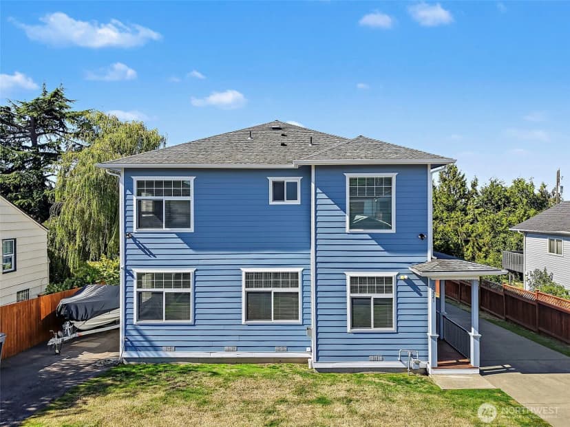 Property photo for 10821 Crestwood Drive S, Seattle photo 32
