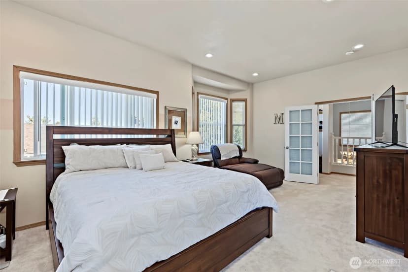 Property photo for 10821 Crestwood Drive S, Seattle photo 24