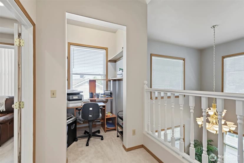 Property photo for 10821 Crestwood Drive S, Seattle photo 21