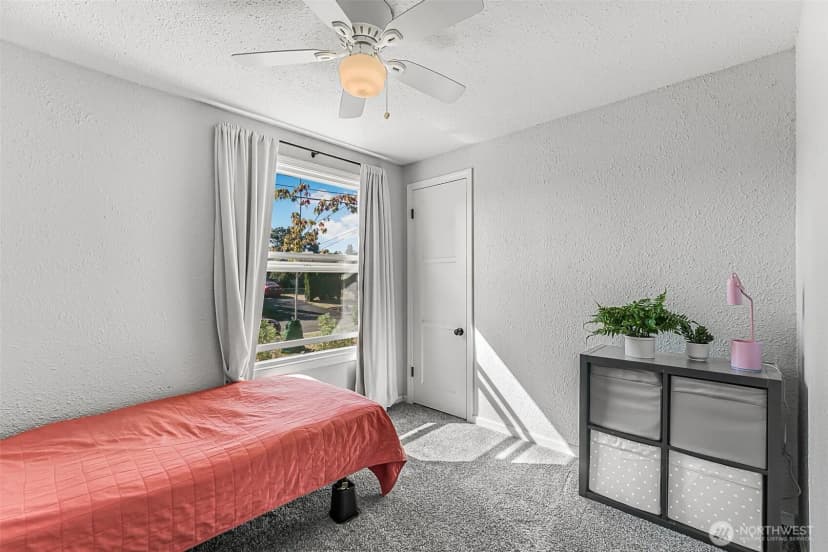Property photo for 8105 Fairway Drive Sw, Lakewood photo 15