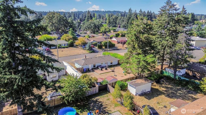 Property photo for 8105 Fairway Drive Sw, Lakewood photo 30